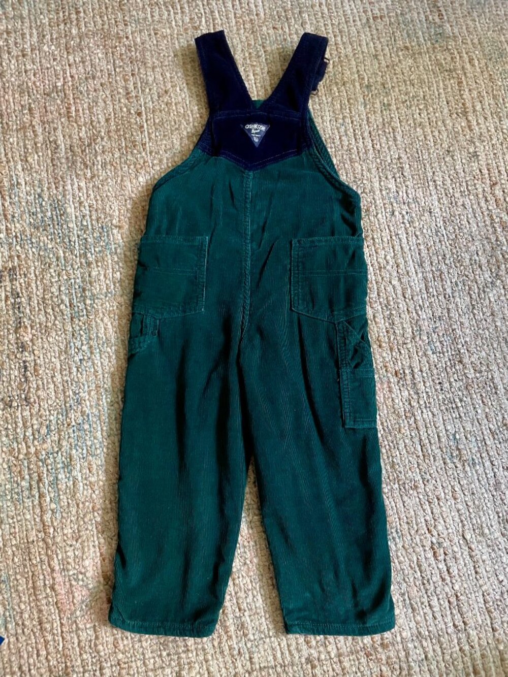 OshKosh B’gosh Green & Navy Blue Corduroy Lined Overalls Unisex Boys 4T EUC - Picture 2 of 3
